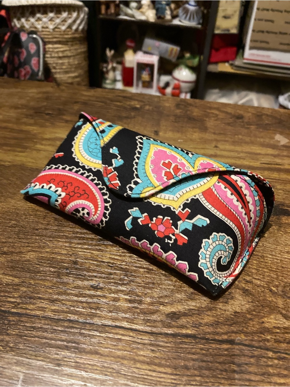 Vera Bradley hard shell eyeglass case